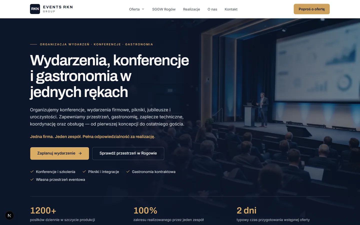 Strona EVENTS RKN GROUP: granatowe hero „Wydarzenia, konferencje i gastronomia w jednych rękach"